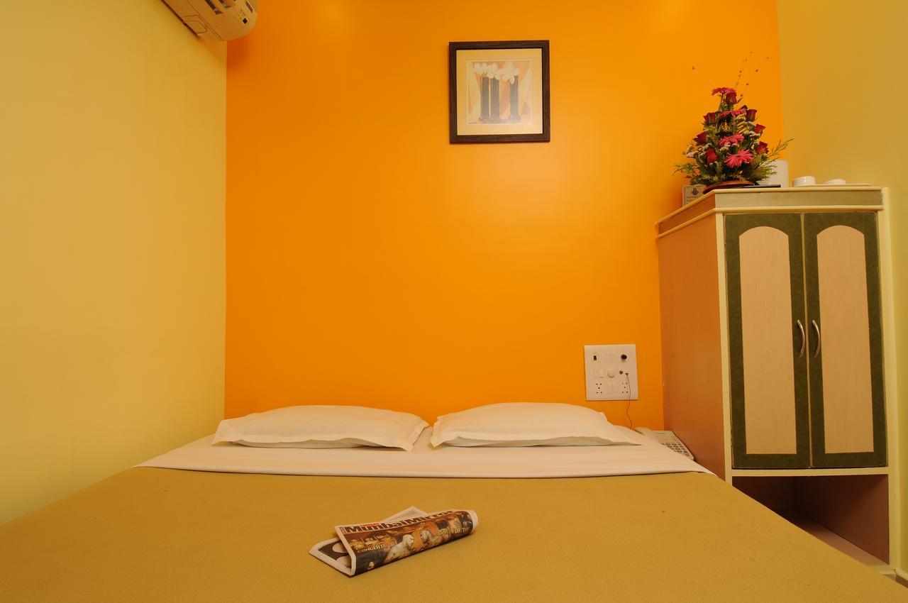 מומביי Hotel City Palace מראה חיצוני תמונה